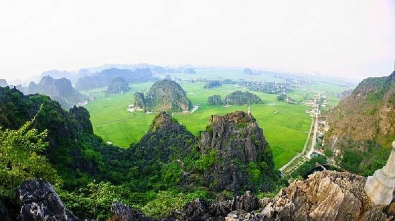 Mua Cave travel image