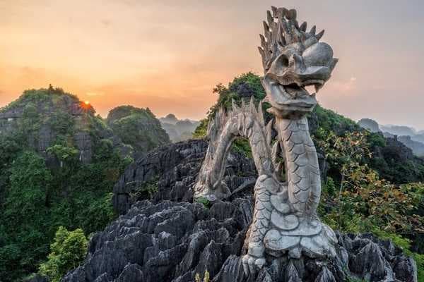 Mua Cave travel image
