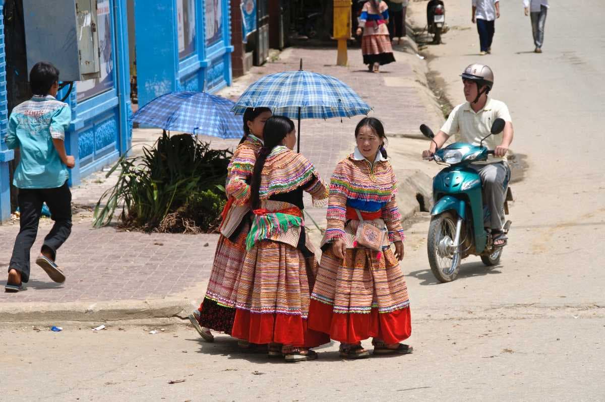 Bac Ha Sunday Market travel image